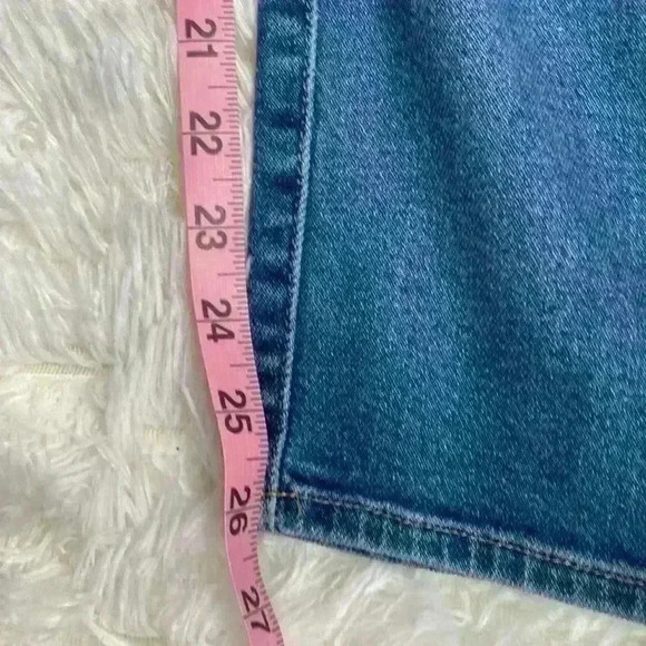 7 for all mankind Lux vintage light wash Josefina.  Size 32. - Picture 5 of 5